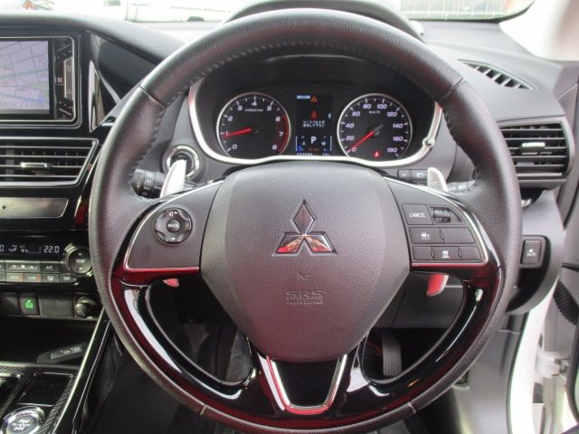 MITSUBISHI ECLIPSE CROSS 4WD 2018 Image 31