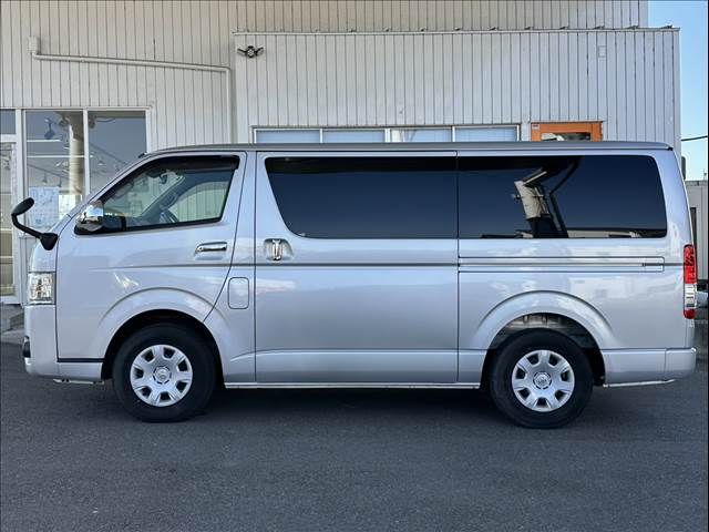 TOYOTA HIACE VAN 2WD 2019 Image 31