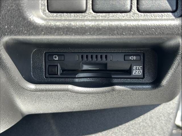 TOYOTA HIACE VAN 2WD 2019 Image 31