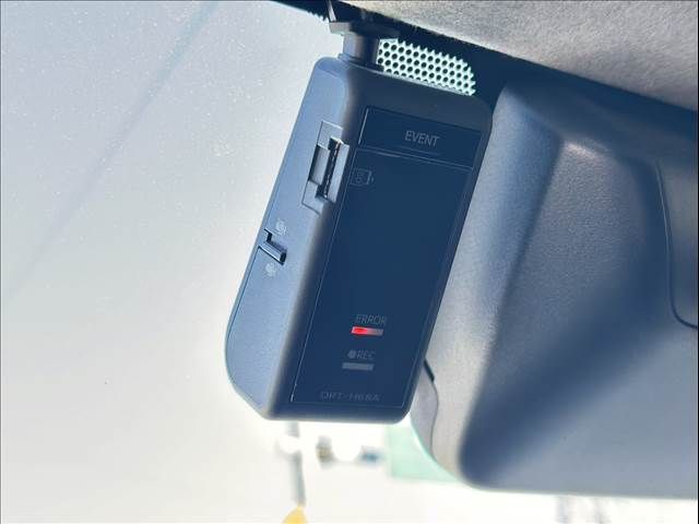 TOYOTA HIACE VAN 2WD 2019 Image 31