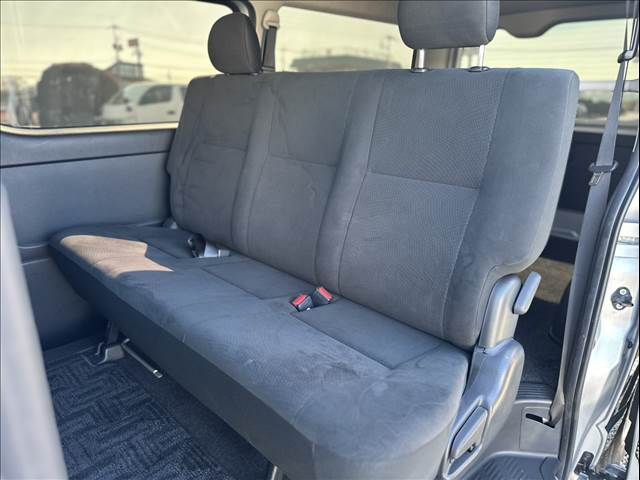 TOYOTA HIACE VAN 2WD 2019 Image 31