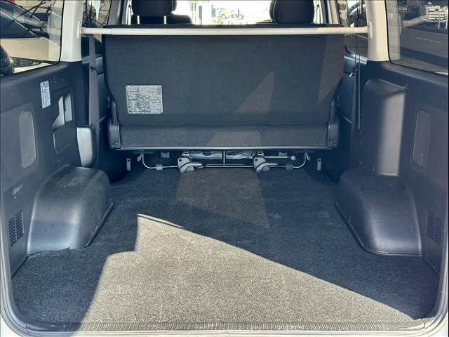 TOYOTA HIACE VAN 2WD 2019 Image 31