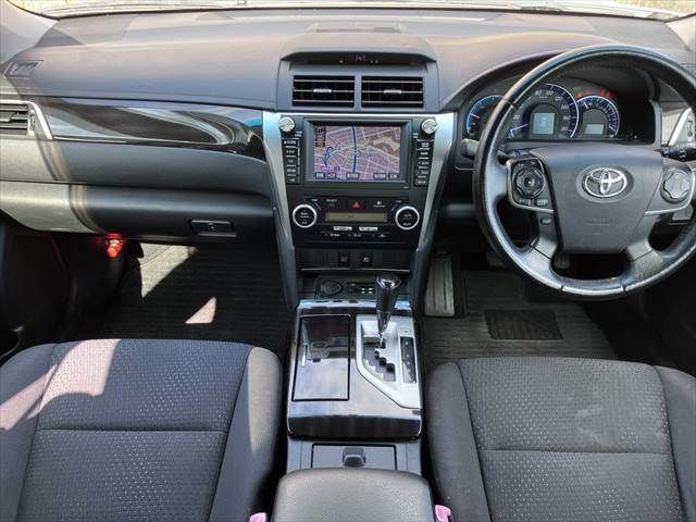 TOYOTA CAMRY HYBRID 2012 Image 31