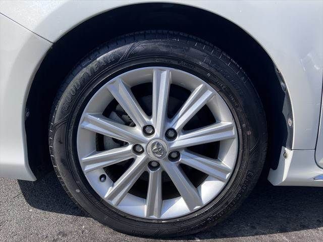 TOYOTA CAMRY HYBRID 2012 Image 31