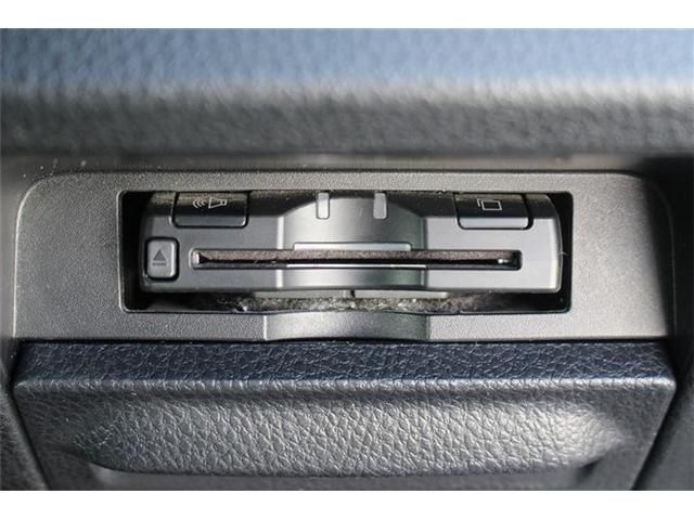 TOYOTA VOXY 2014 Image 31