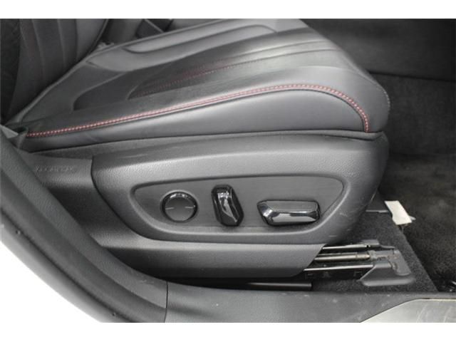 TOYOTA LEXUS UX250H 2019 Image 31