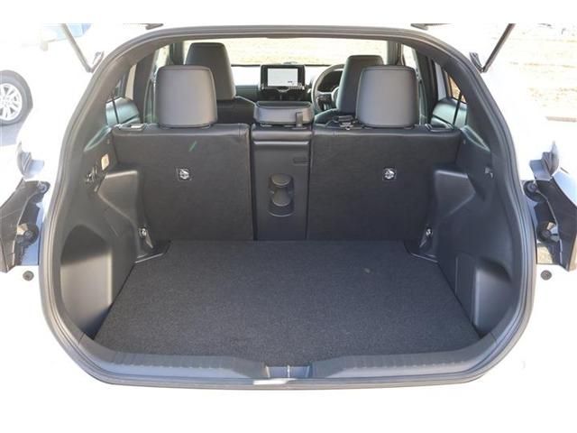 TOYOTA YARIS CROSS HYBRID 2025 Image 31