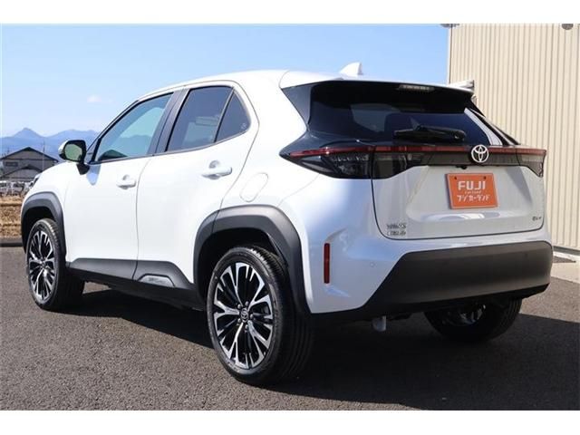 TOYOTA YARIS CROSS HYBRID 2025 Image 31