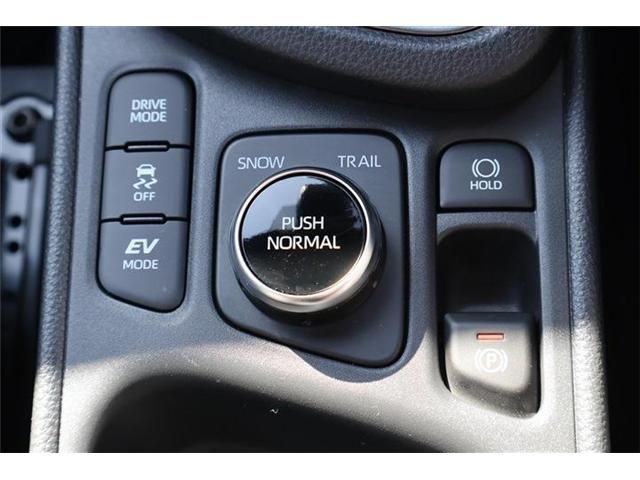 TOYOTA YARIS CROSS HYBRID 2025 Image 31