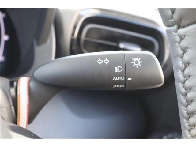 TOYOTA YARIS CROSS HYBRID 2025 Image 31