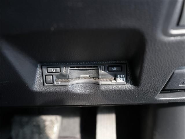 TOYOTA YARIS CROSS HYBRID 2025 Image 31