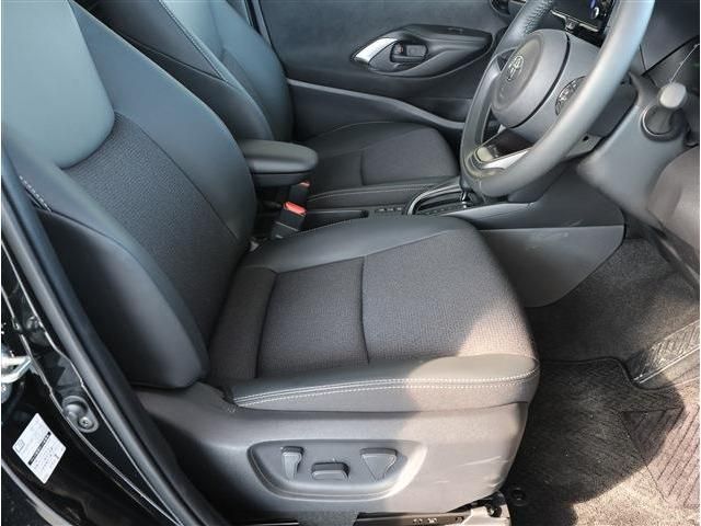 TOYOTA YARIS CROSS HYBRID 2025 Image 31