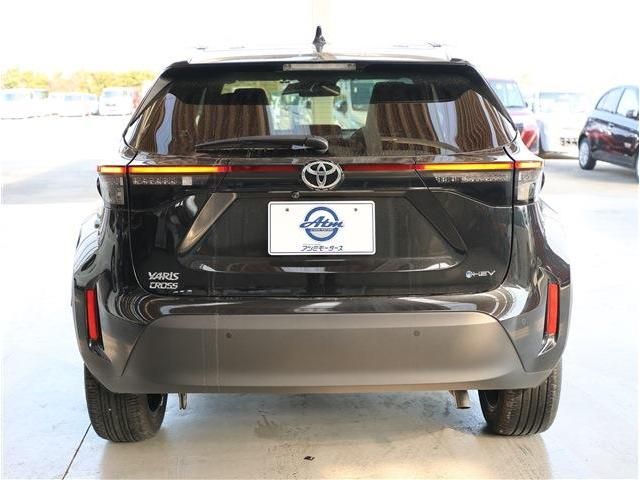 TOYOTA YARIS CROSS HYBRID 2025 Image 31