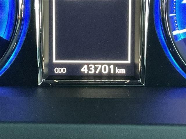 TOYOTA CAMRY HYBRID 2014 Image 31