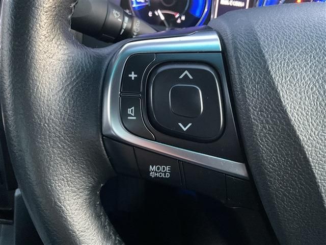 TOYOTA CAMRY HYBRID 2014 Image 31