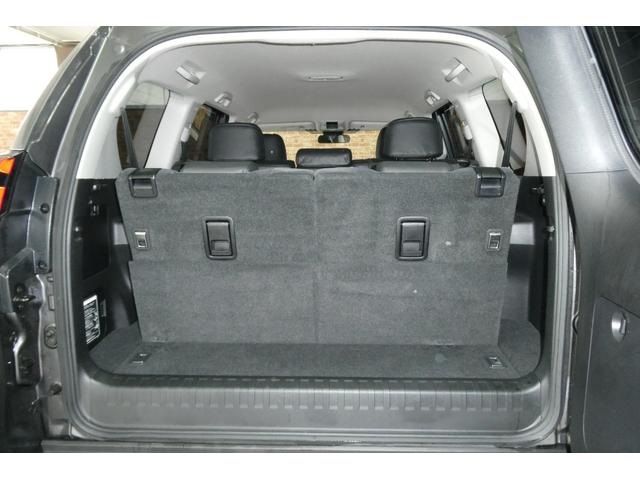 TOYOTA LANDCRUISER PRADO 2018 Image 31