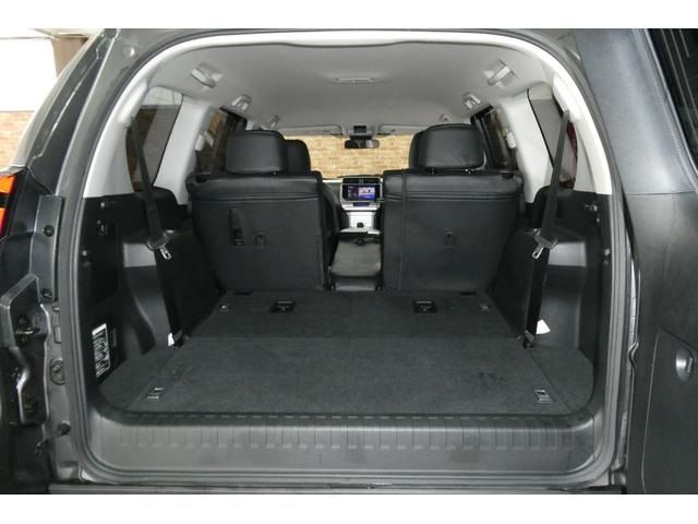 TOYOTA LANDCRUISER PRADO 2018 Image 31