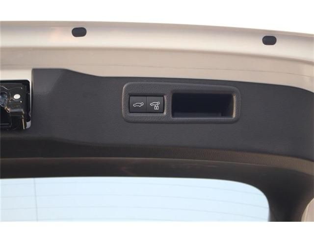 TOYOTA HARRIER HYBRID 2020 Image 31