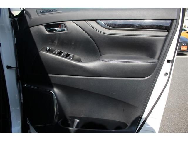 TOYOTA ALPHARD 2019 Image 31