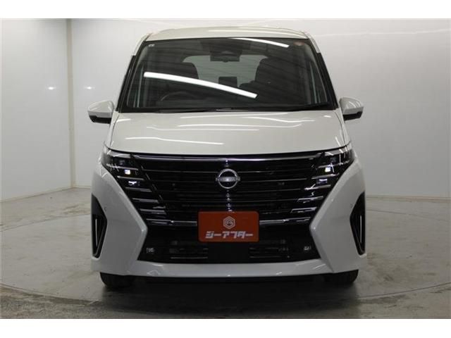 NISSAN ELGRAND 2024 Image 31