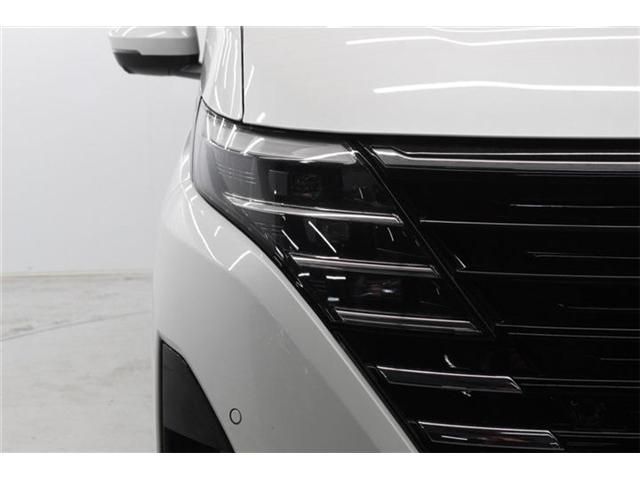 NISSAN ELGRAND 2024 Image 31