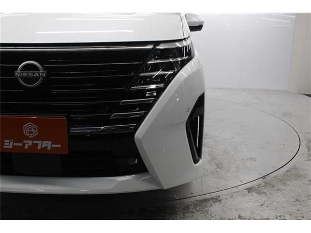 NISSAN ELGRAND 2024 Image 31
