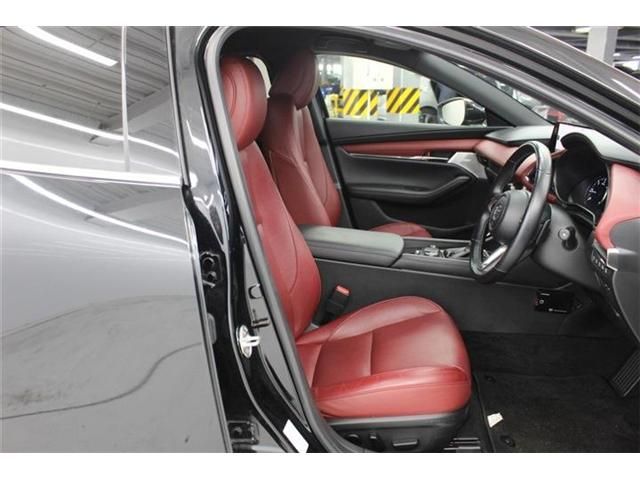 MAZDA 3 FASTBACK 2024 Image 31