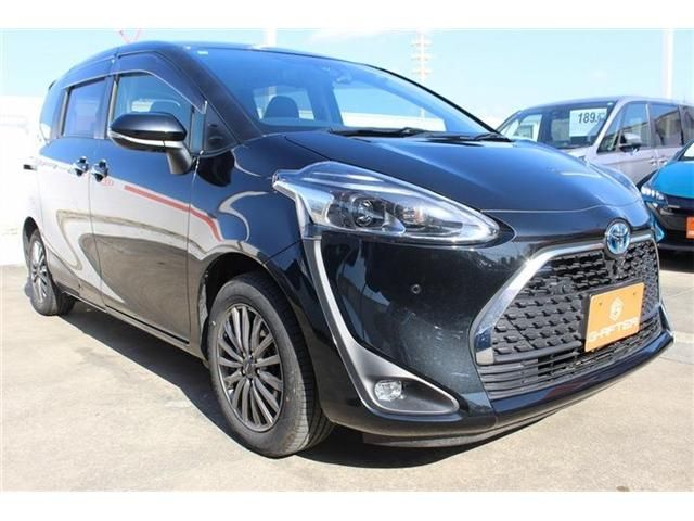 TOYOTA SIENTA HYBRID 2022 Image 31