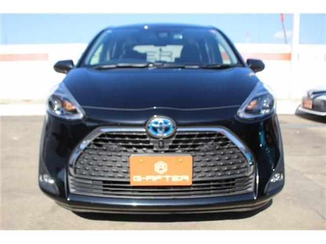 TOYOTA SIENTA HYBRID 2022 Image 31