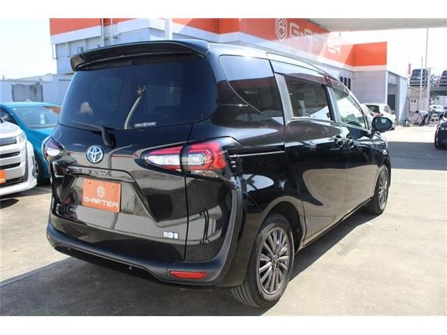 TOYOTA SIENTA HYBRID 2022 Image 31