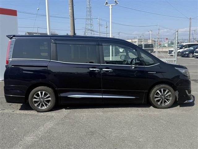 TOYOTA ESQUIRE HYBRID 2018 Image 31