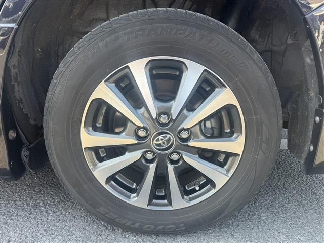 TOYOTA ESQUIRE HYBRID 2018 Image 31