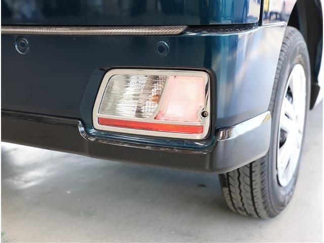 DAIHATSU ATRAI VAN 2023 Image 31