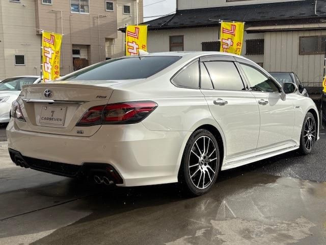 TOYOTA CROWN SEDAN HYBRID 2019 Image 31