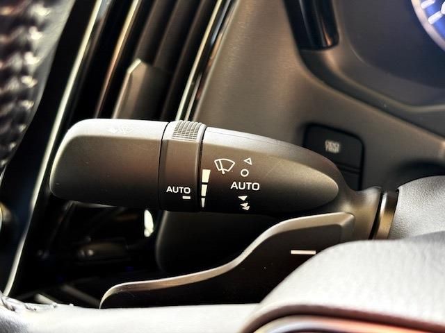 TOYOTA CROWN SEDAN HYBRID 2019 Image 31