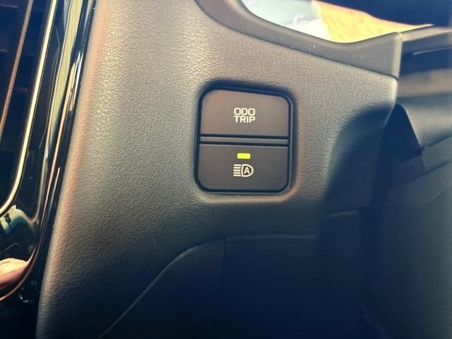 TOYOTA CROWN SEDAN HYBRID 2019 Image 31