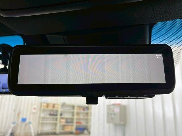 TOYOTA CROWN SEDAN HYBRID 2018 Image 31