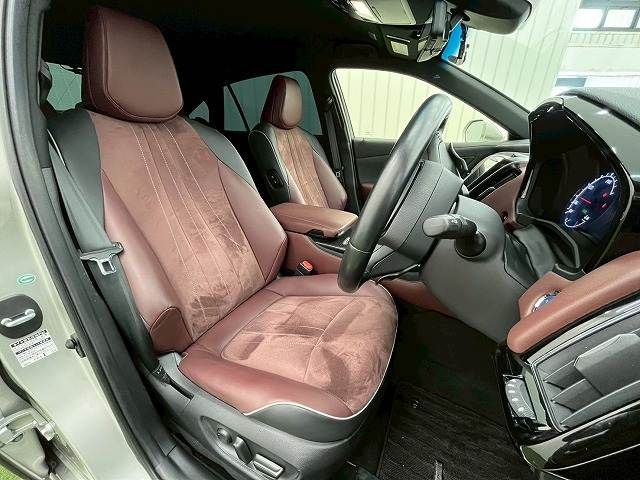 TOYOTA CROWN SEDAN HYBRID 2018 Image 31