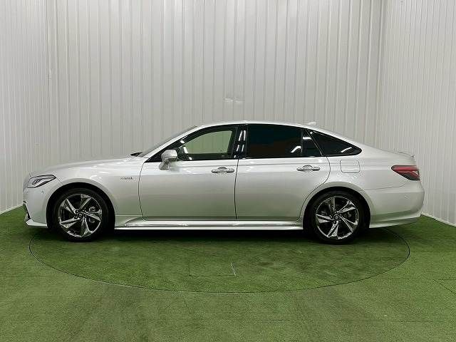 TOYOTA CROWN SEDAN HYBRID 2018 Image 31
