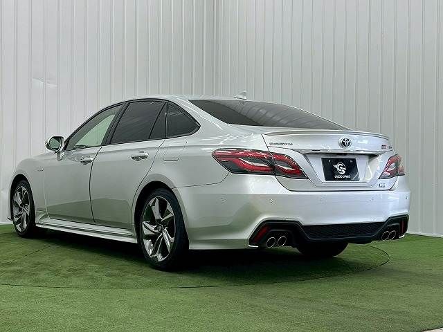 TOYOTA CROWN SEDAN HYBRID 2018 Image 31