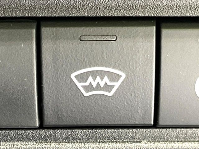 TOYOTA YARIS CROSS HYBRID 2025 Image 31