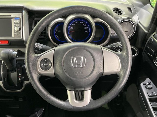 HONDA N BOX CUSTOM 2013 Image 31