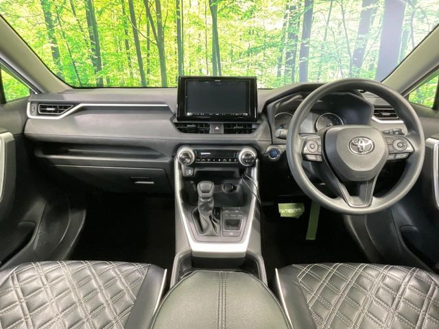 TOYOTA RAV4 HYBRID 2WD 2019 Image 31