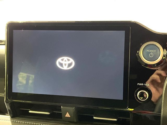 TOYOTA VOXY HYBRID 2023 Image 31