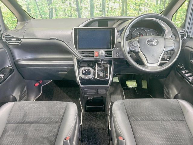 TOYOTA VOXY 2021 Image 31