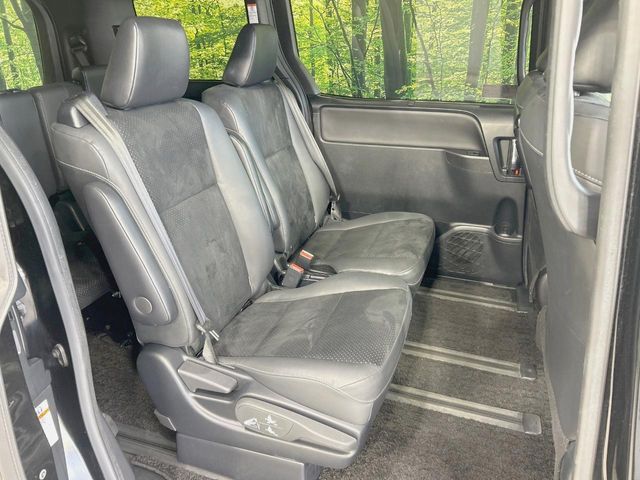 TOYOTA VOXY 2021 Image 31