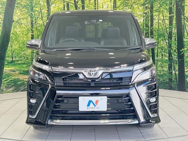 TOYOTA VOXY 2021 Image 31