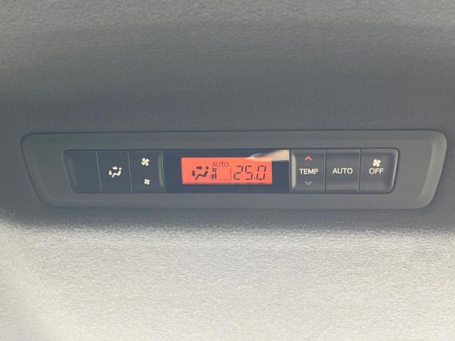 TOYOTA VOXY 2019 Image 31