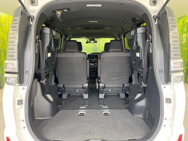 TOYOTA VOXY 2019 Image 31