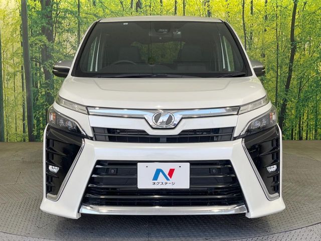 TOYOTA VOXY 2019 Image 31